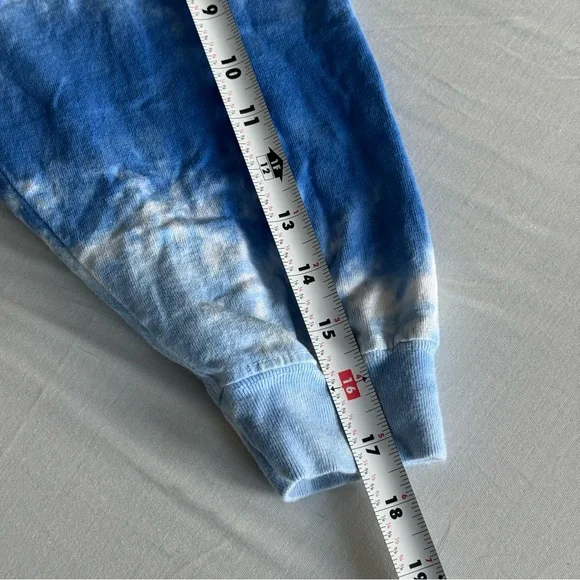 Walt Disney World Stitch Tie Dye Spirit Jersey Size Large Pullover Sweatshirt - Picture 16 of 16